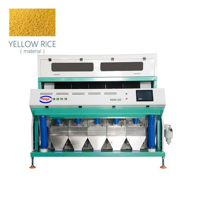 Macchina gialla ottica del selezionatore di colore del riso 3.5TPH con 320 scivoli